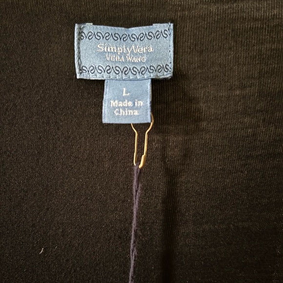 Simply Vera wrap black robe size L with tags - Picture 2 of 4